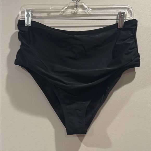 Cupshe Black High-Waisted Ruched Bikini - Picture 1 of 7
